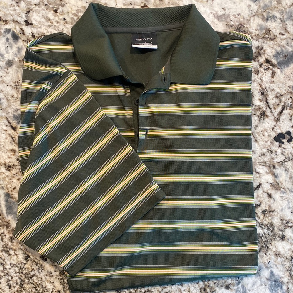 Short sleeve men’s large Nike Dri Fit golf polo